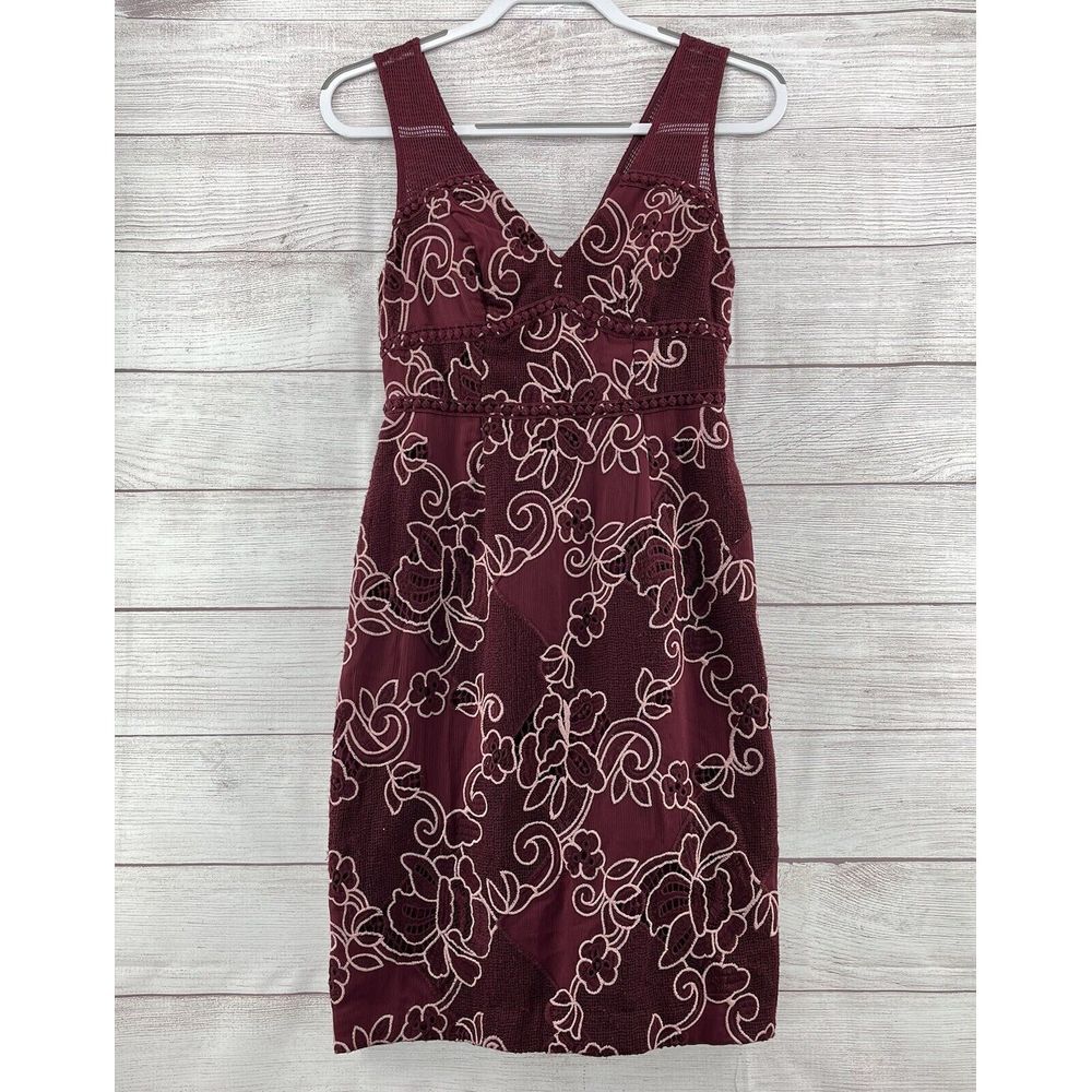 Moulinette Soeurs Anthropologie Embroidered Lace Floral V-Neck Sheath Dress Sz 0